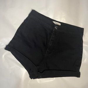 Black shorts stretchy